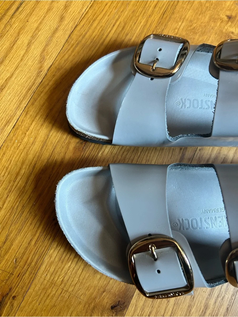 Birkenstock Arizona Big Buckle High Shine Stone Coin Leather Sandals EU 38 GRAY